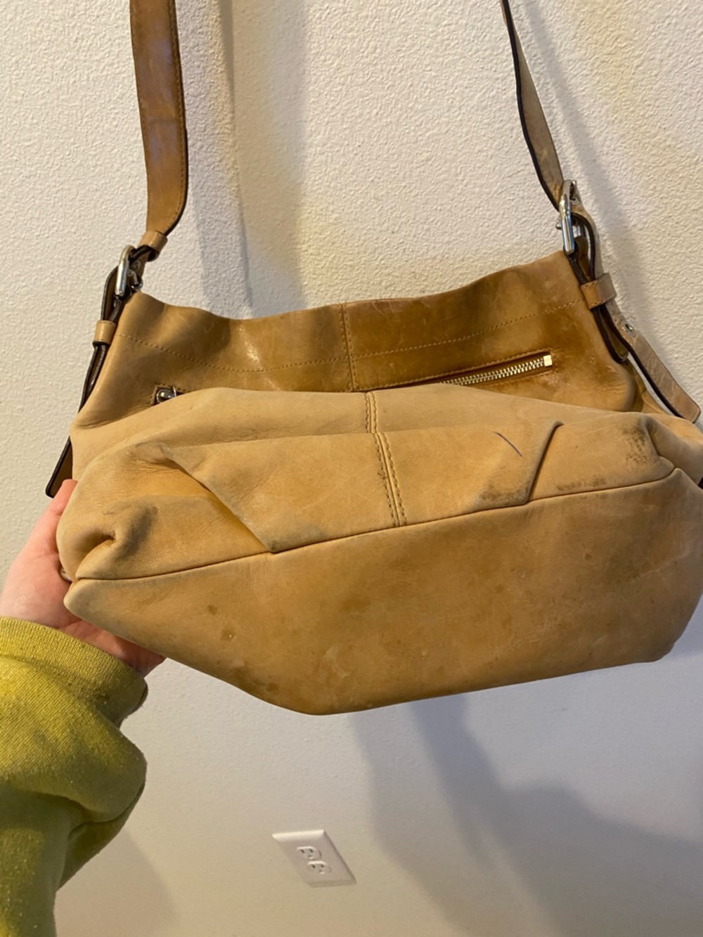 Coach Tan Leather Shoulder Bag *flawed for wear - Picture 7 of 12